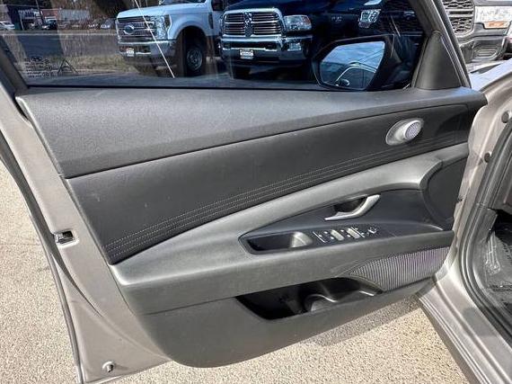 HYUNDAI ELANTRA 2023 KMHLM4AG6PU439285 image