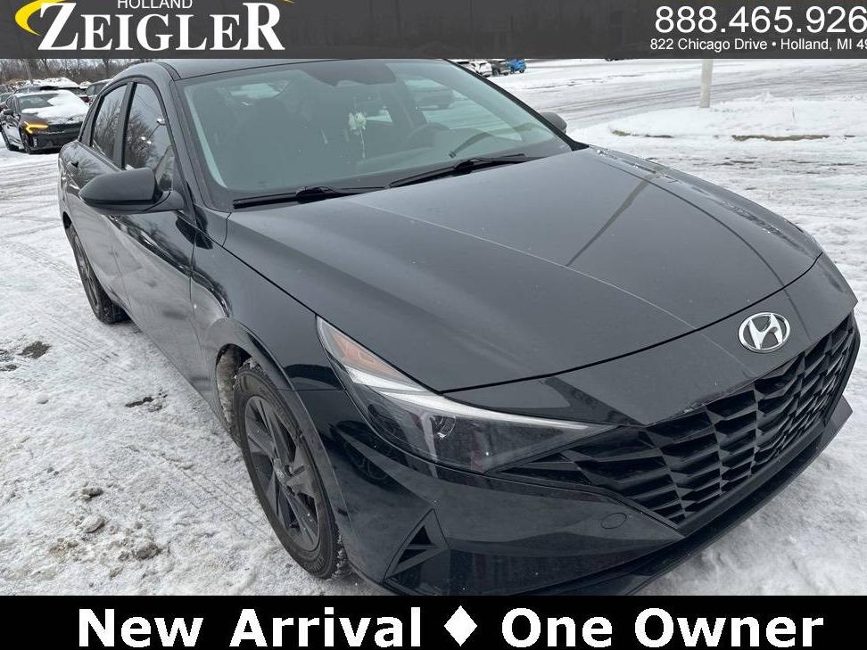 HYUNDAI ELANTRA 2023 KMHLM4AG7PU439585 image