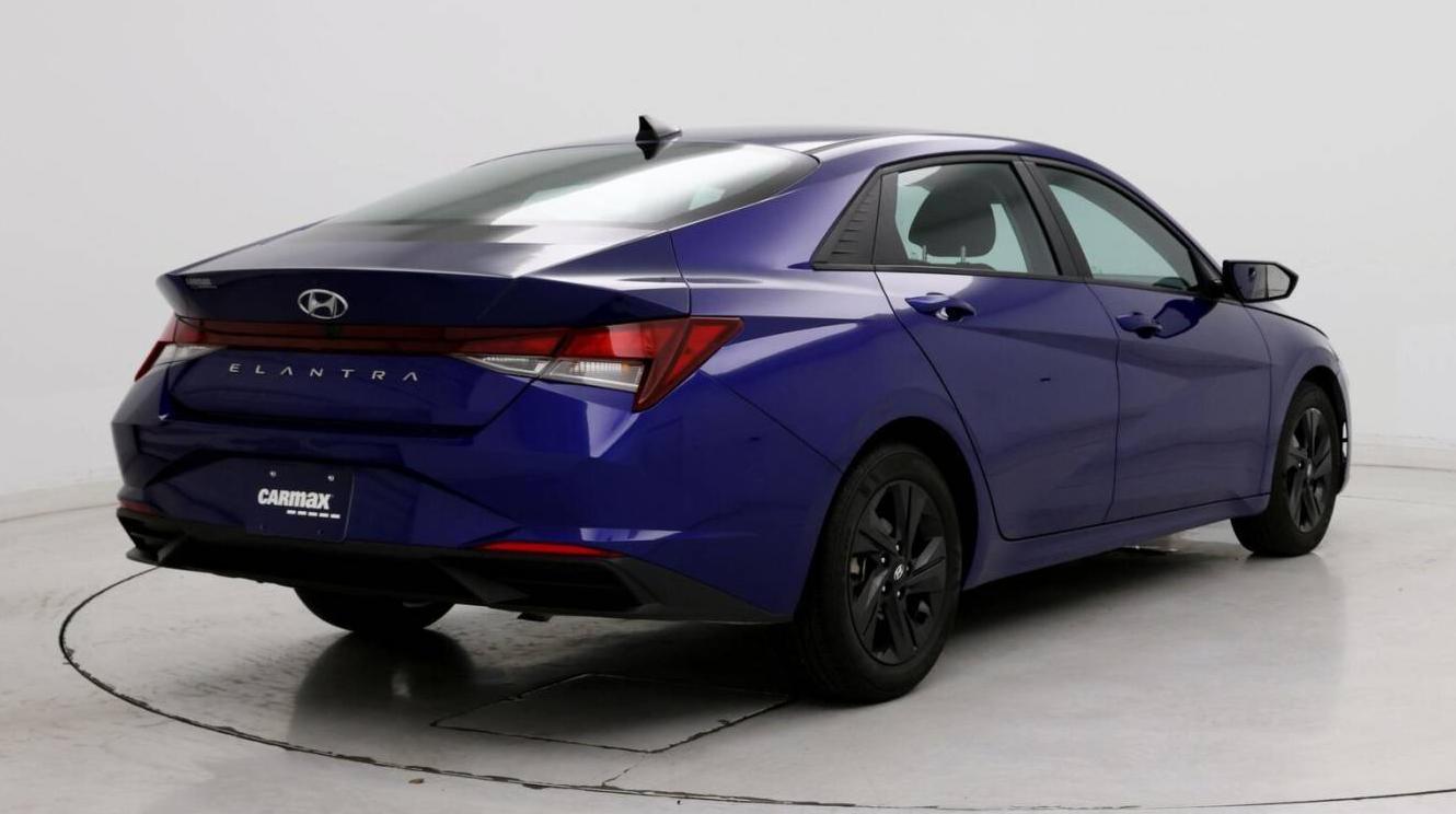 HYUNDAI ELANTRA 2023 KMHLM4AG1PU474834 image