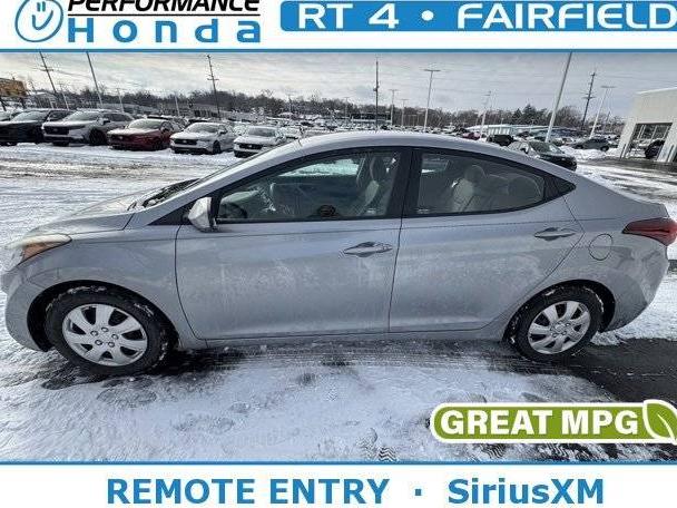 HYUNDAI ELANTRA 2016 5NPDH4AE5GH771062 image