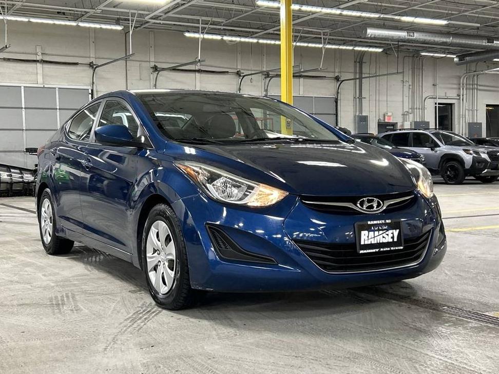 HYUNDAI ELANTRA 2016 KMHDH4AE7GU543047 image