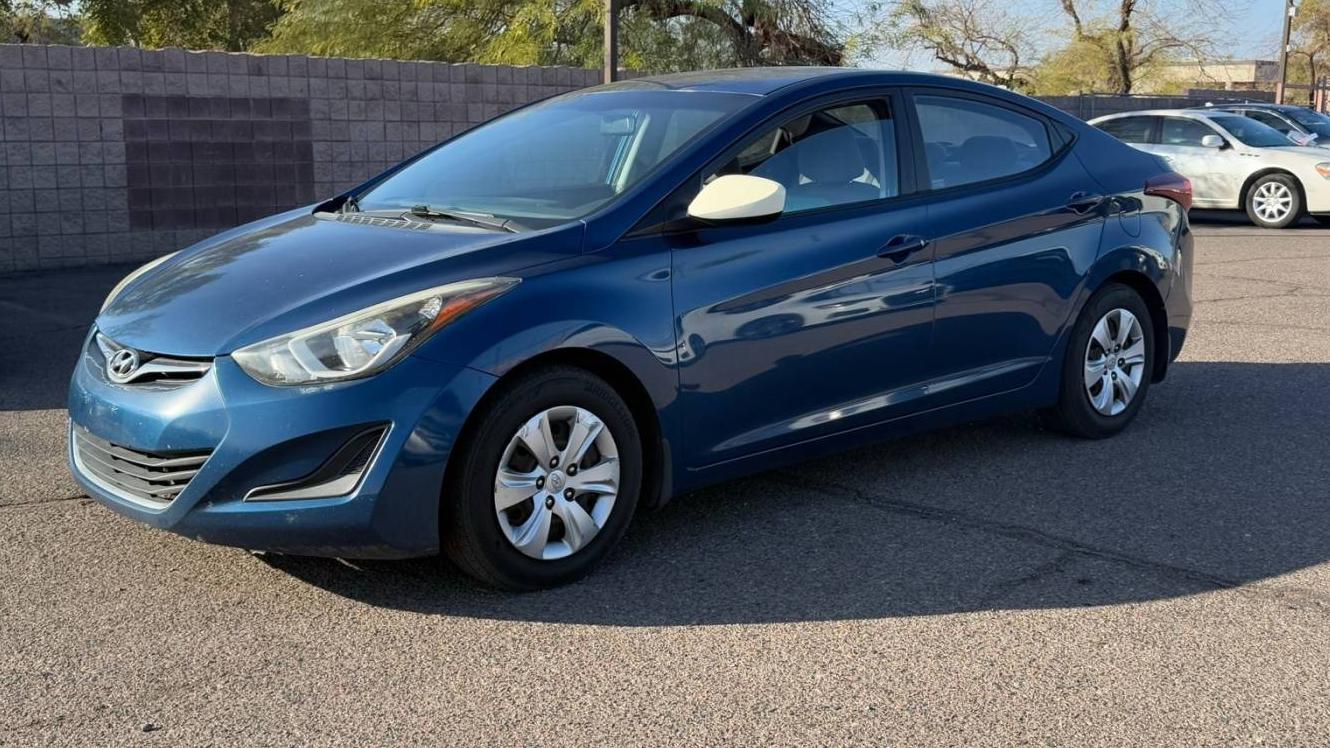 HYUNDAI ELANTRA 2016 KMHDH4AE2GU482836 image