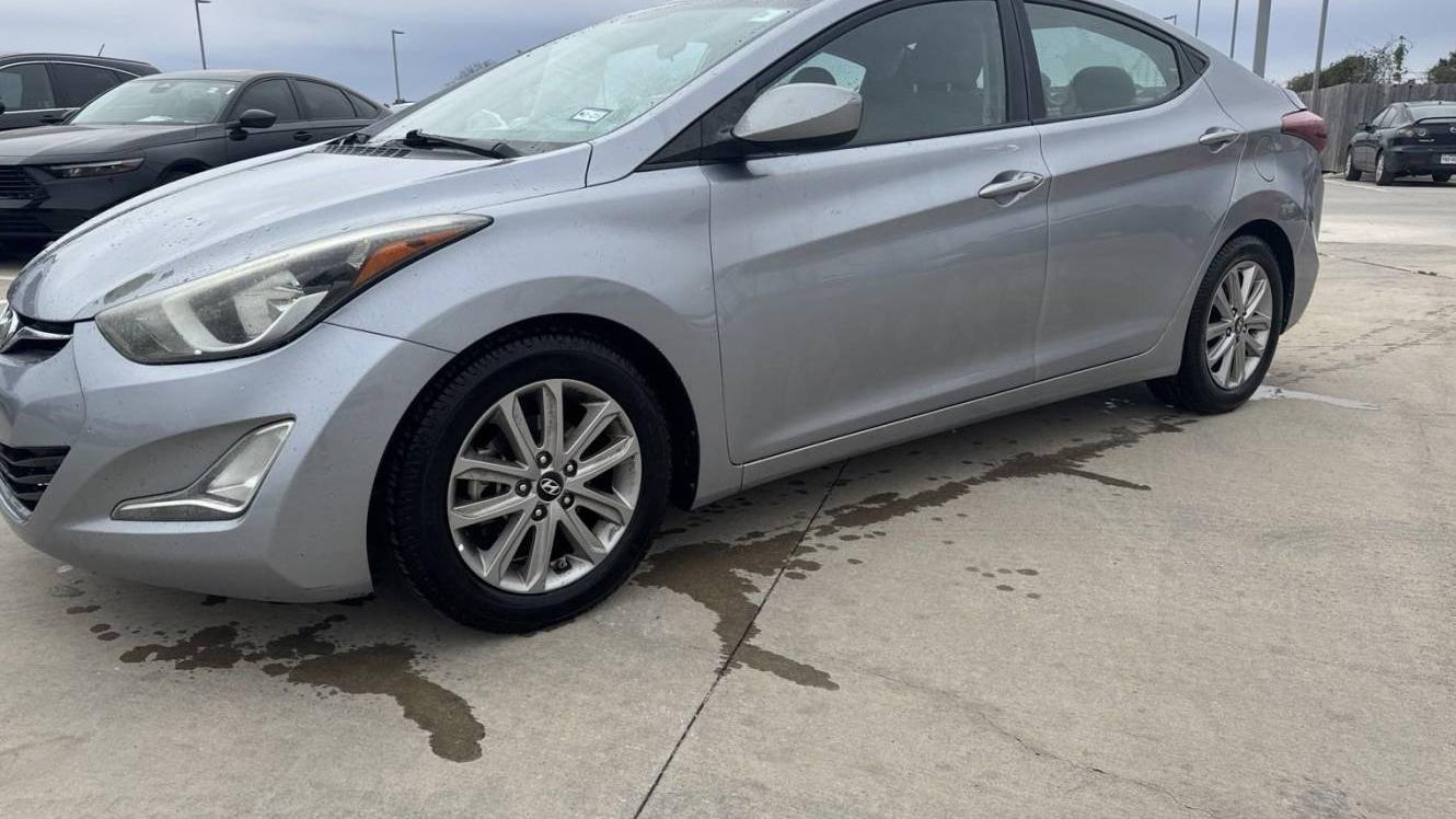 HYUNDAI ELANTRA 2016 5NPDH4AE3GH703200 image