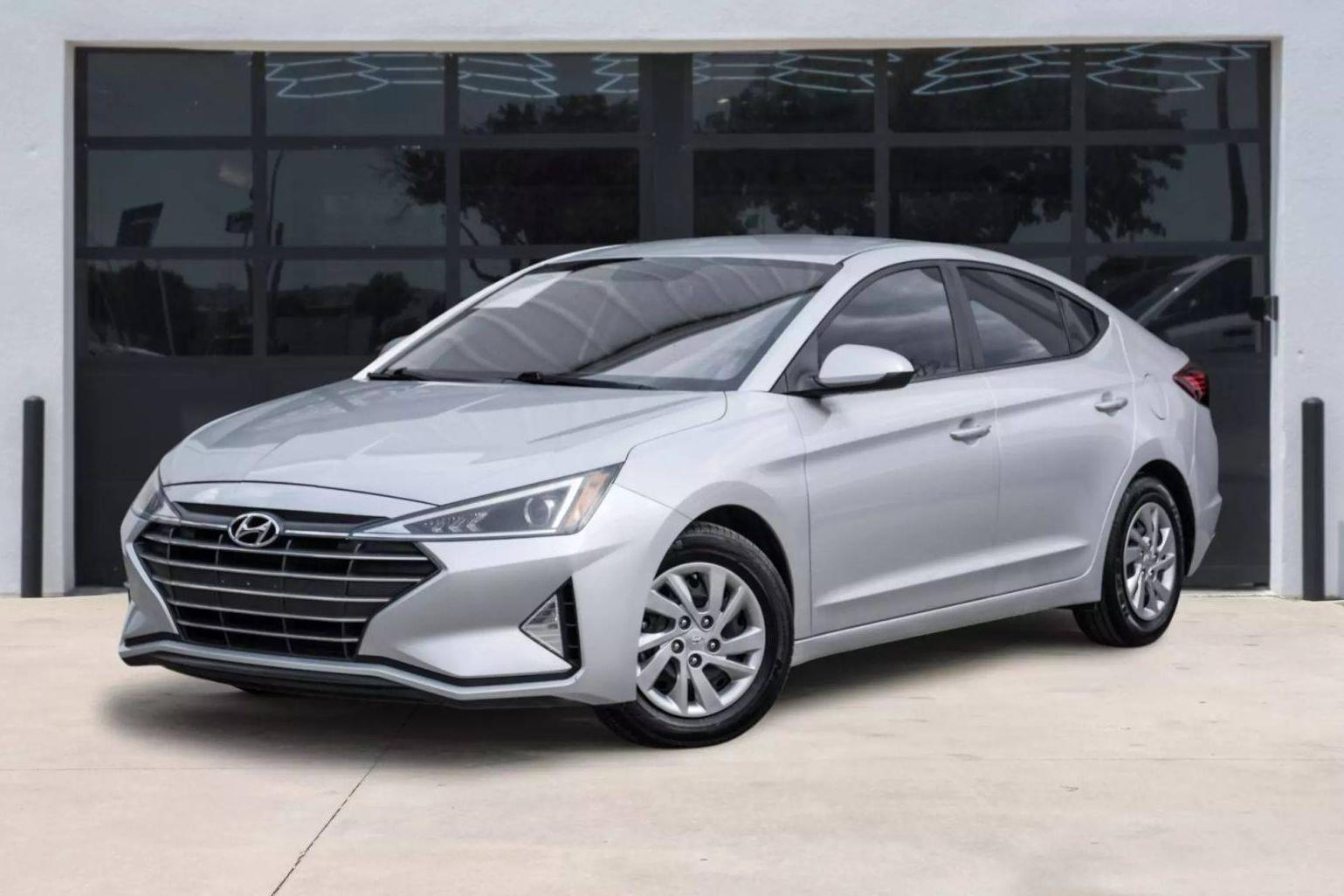 HYUNDAI ELANTRA 2019 KMHD74LF5KU784980 image