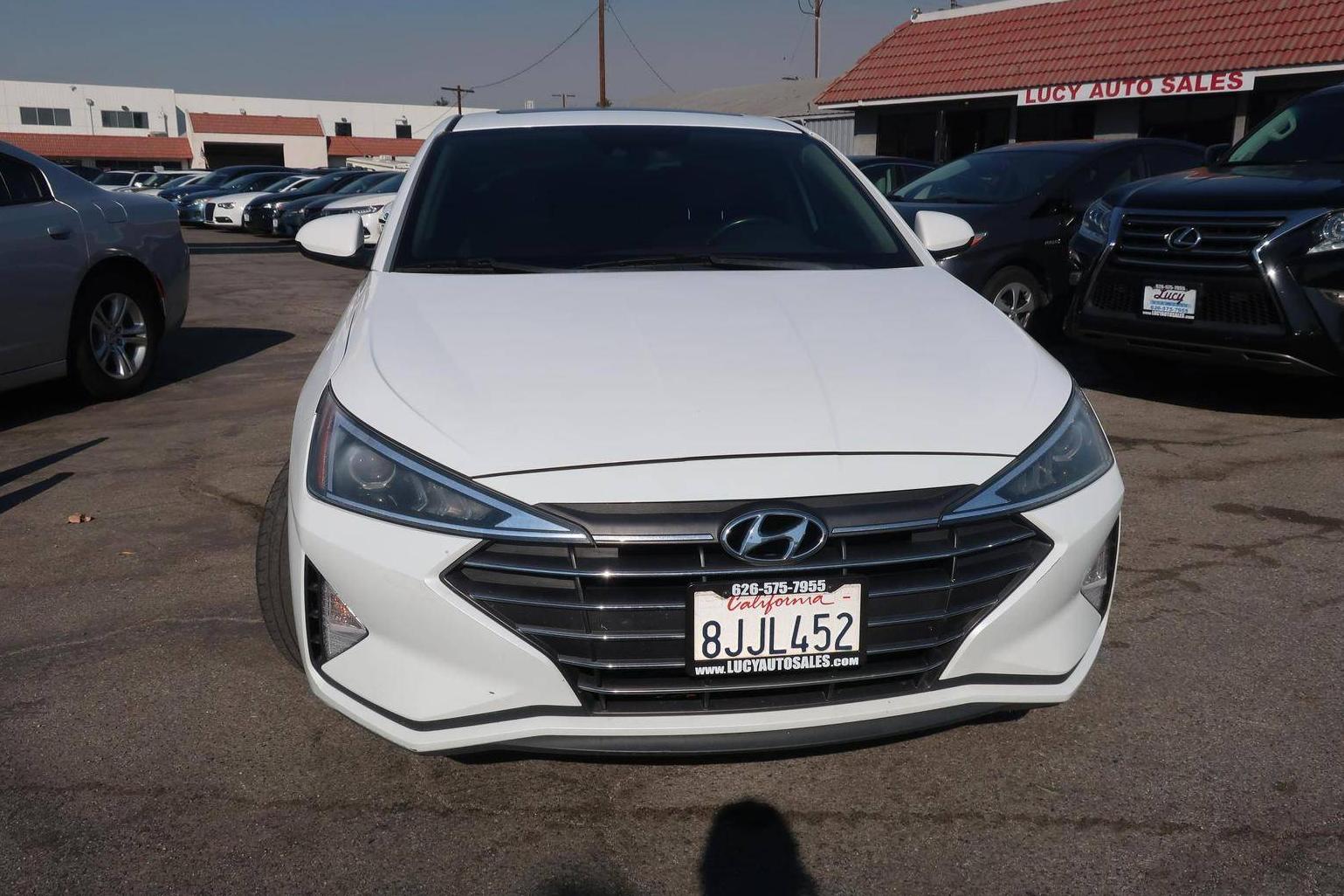 HYUNDAI ELANTRA 2019 5NPD84LF0KH455387 image