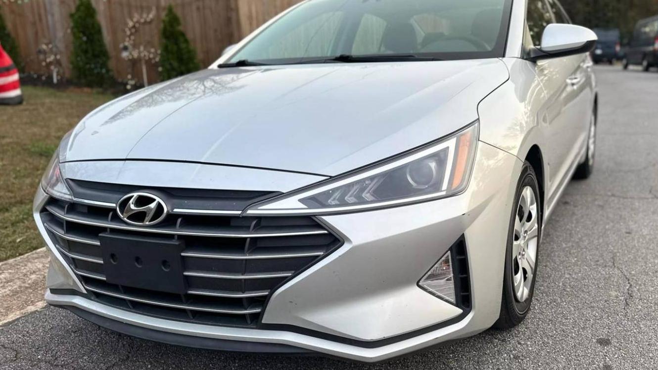 HYUNDAI ELANTRA 2019 5NPD84LF7KH471084 image