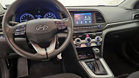 HYUNDAI ELANTRA 2019 5NPD84LF3KH437157 image