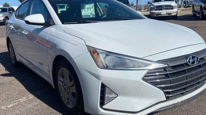 HYUNDAI ELANTRA 2019 5NPD84LF3KH431424 image