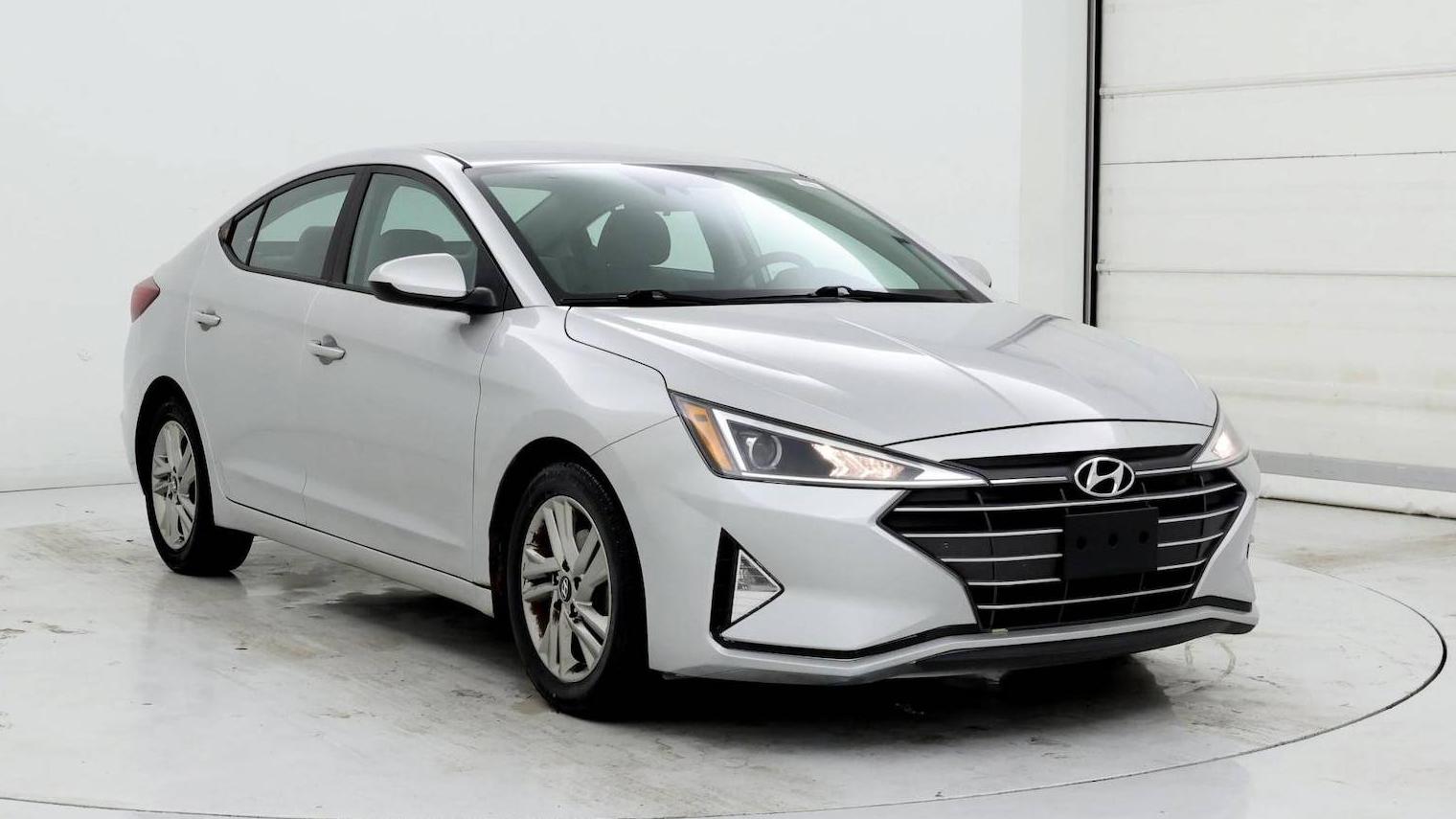 HYUNDAI ELANTRA 2019 5NPD84LF7KH421804 image