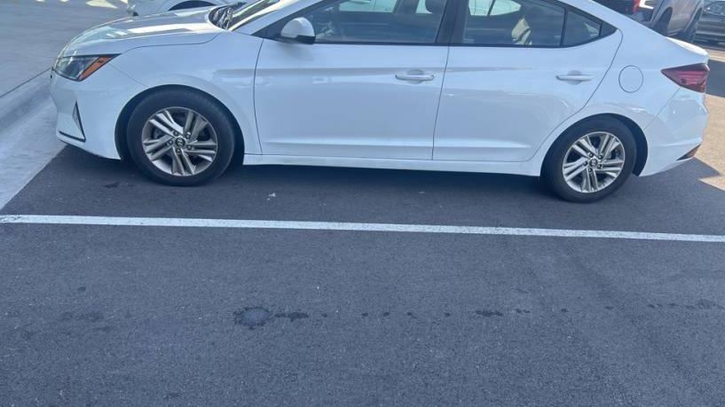 HYUNDAI ELANTRA 2019 5NPD84LF0KH441201 image