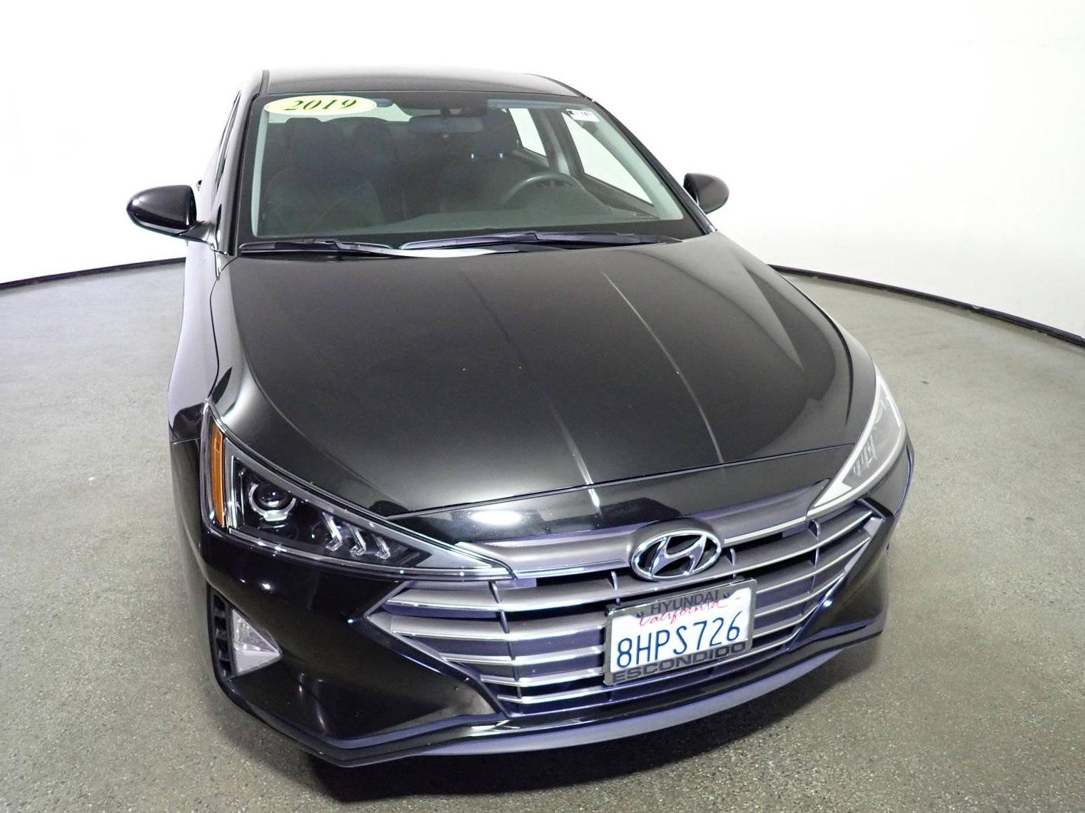 HYUNDAI ELANTRA 2019 5NPD74LF2KH440523 image