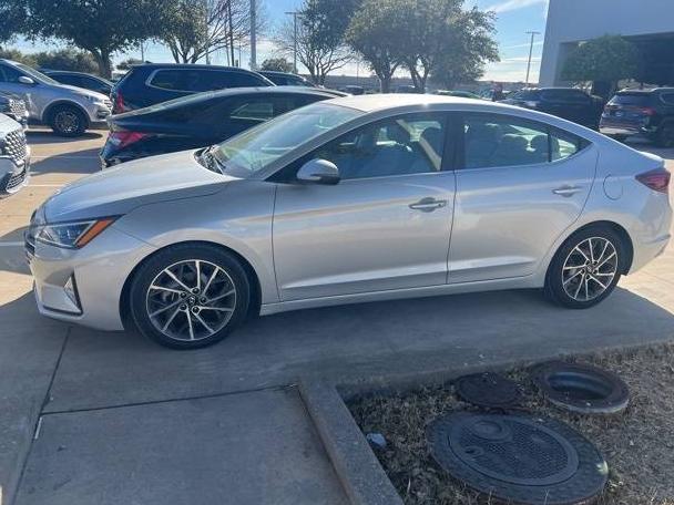 HYUNDAI ELANTRA 2019 5NPD84LF2KH421340 image