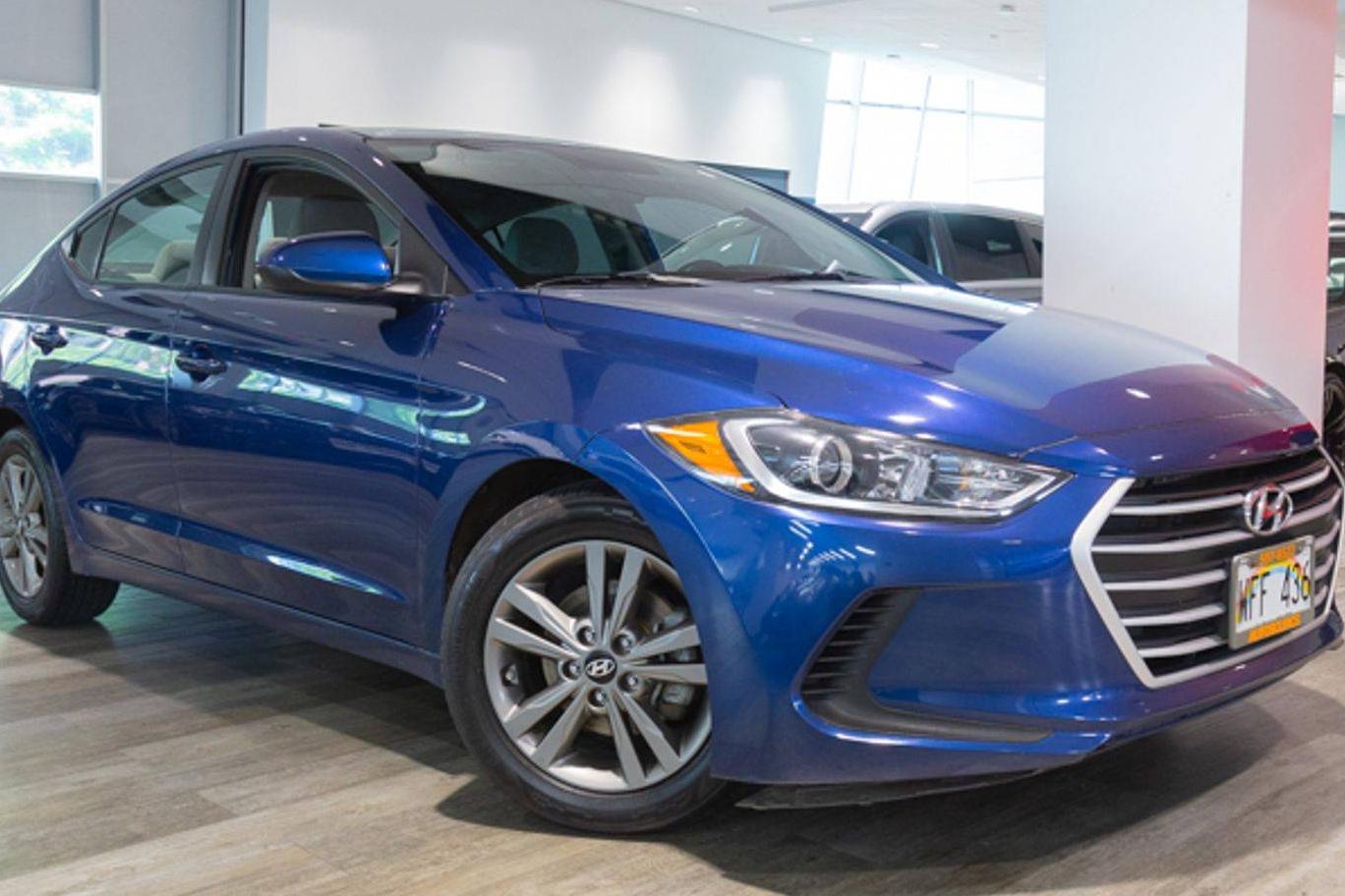 HYUNDAI ELANTRA 2018 5NPD84LF7JH345550 image