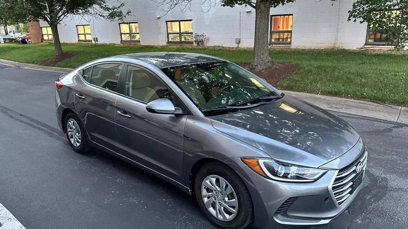 HYUNDAI ELANTRA 2018 KMHD74LF1JU537647 image