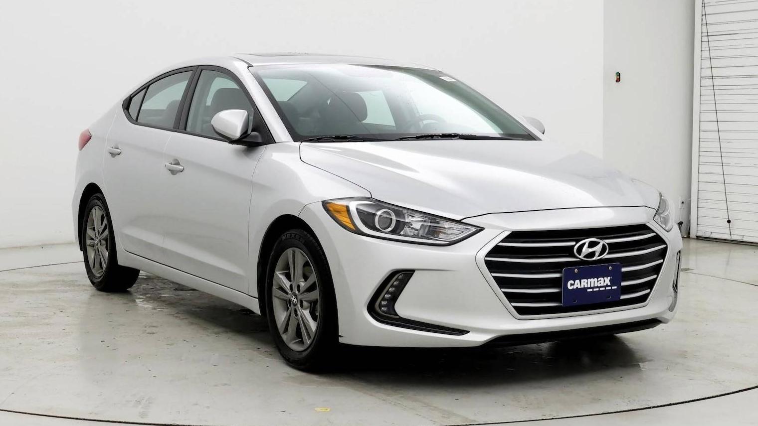 HYUNDAI ELANTRA 2018 5NPD84LF5JH365943 image