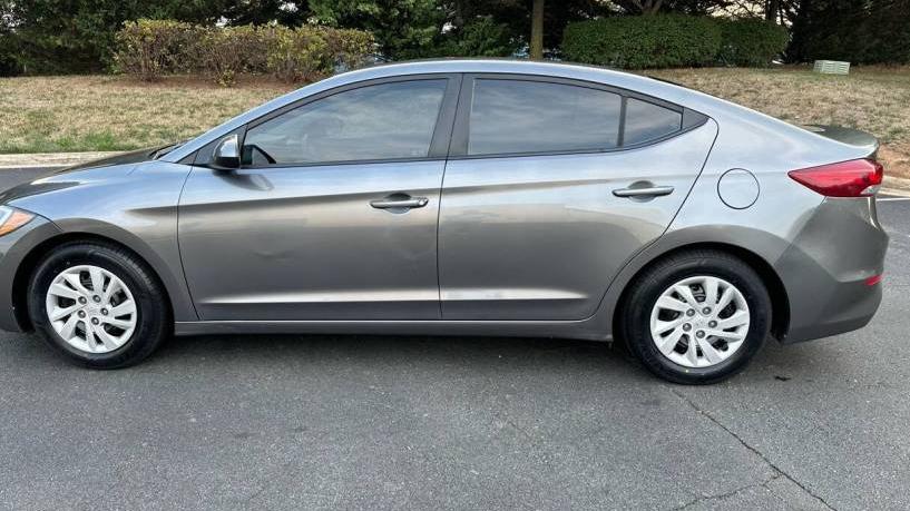 HYUNDAI ELANTRA 2018 5NPD74LFXJH286965 image