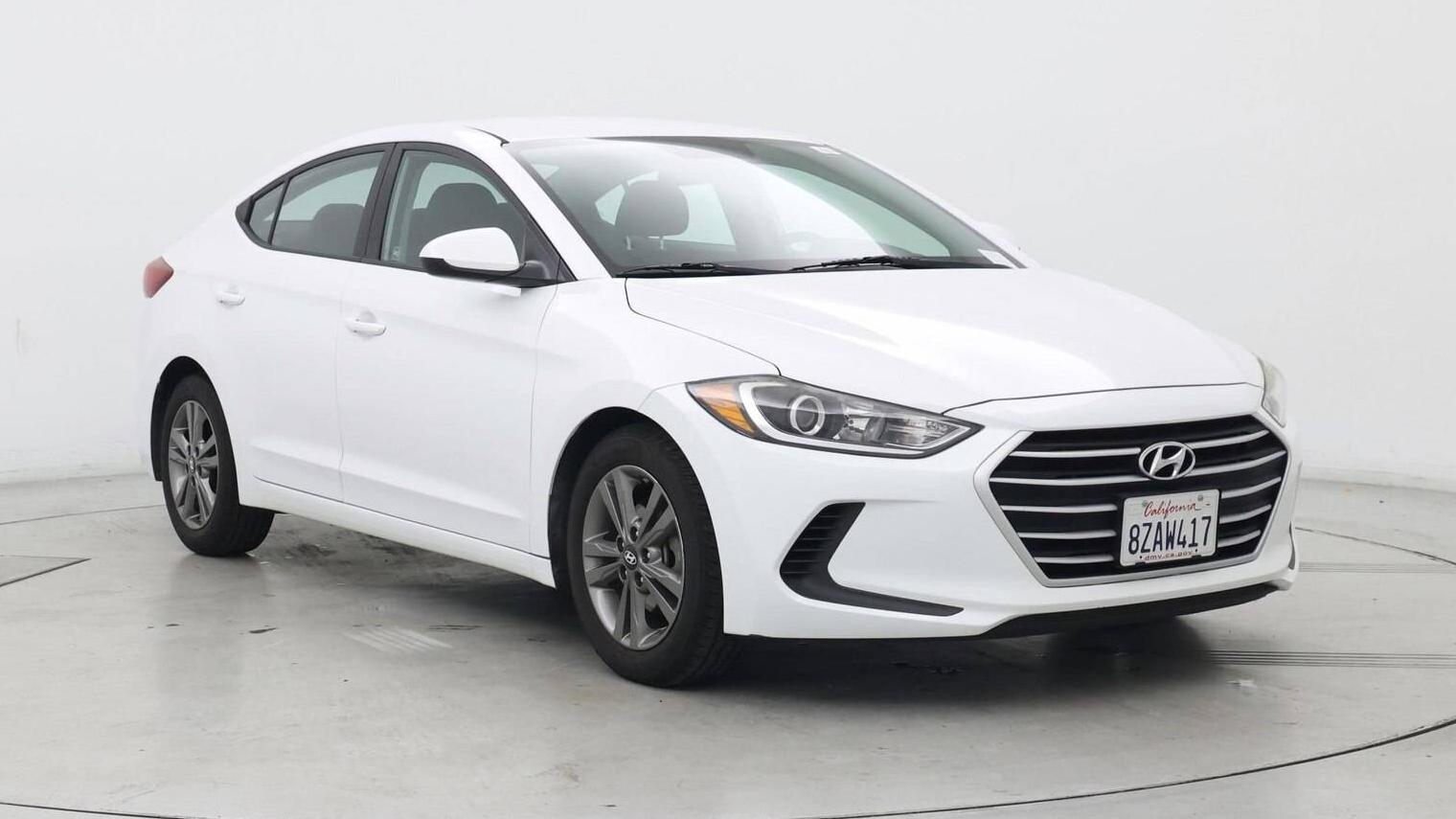 HYUNDAI ELANTRA 2018 5NPD84LF5JH231739 image