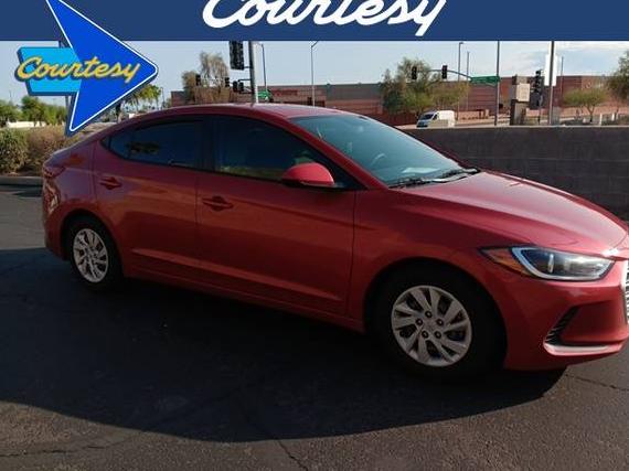 HYUNDAI ELANTRA 2018 5NPD74LF7JH375182 image