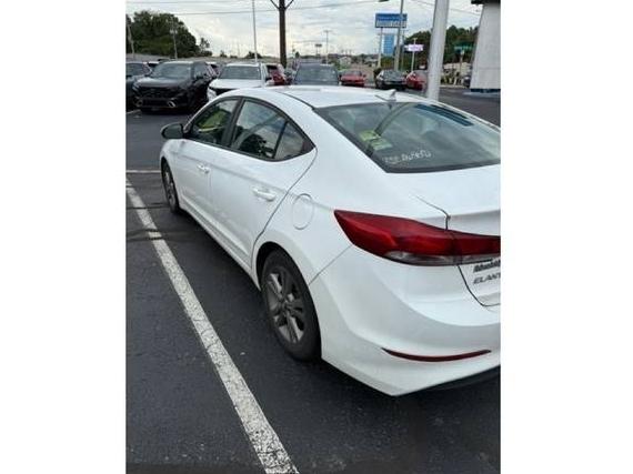 HYUNDAI ELANTRA 2018 5NPD84LF8JH321385 image