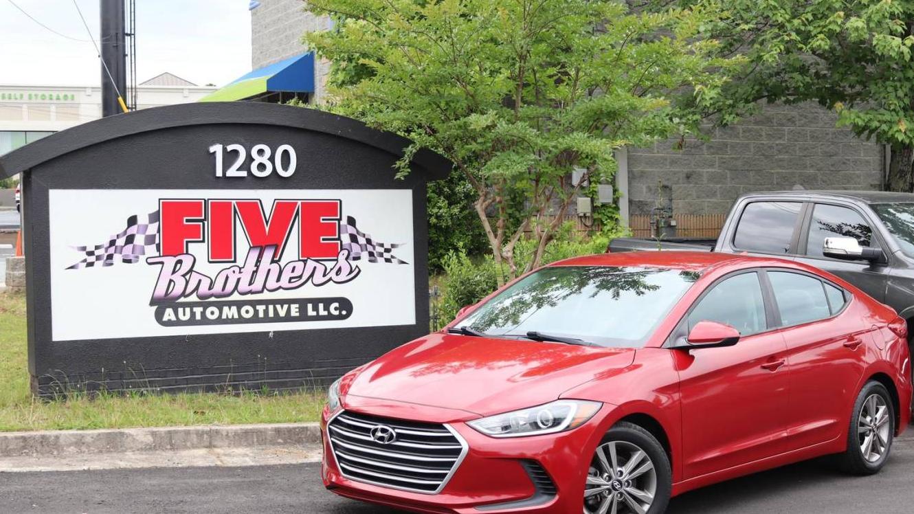 HYUNDAI ELANTRA 2018 5NPD84LF0JH311739 image