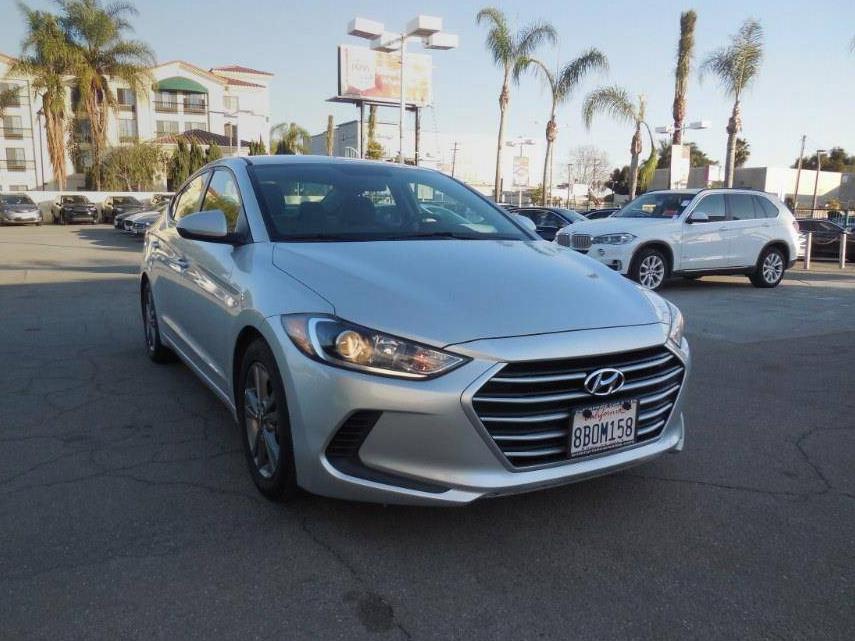 HYUNDAI ELANTRA 2018 5NPD84LF0JH298622 image