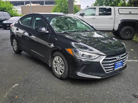 HYUNDAI ELANTRA 2018 5NPD74LF0JH321500 image