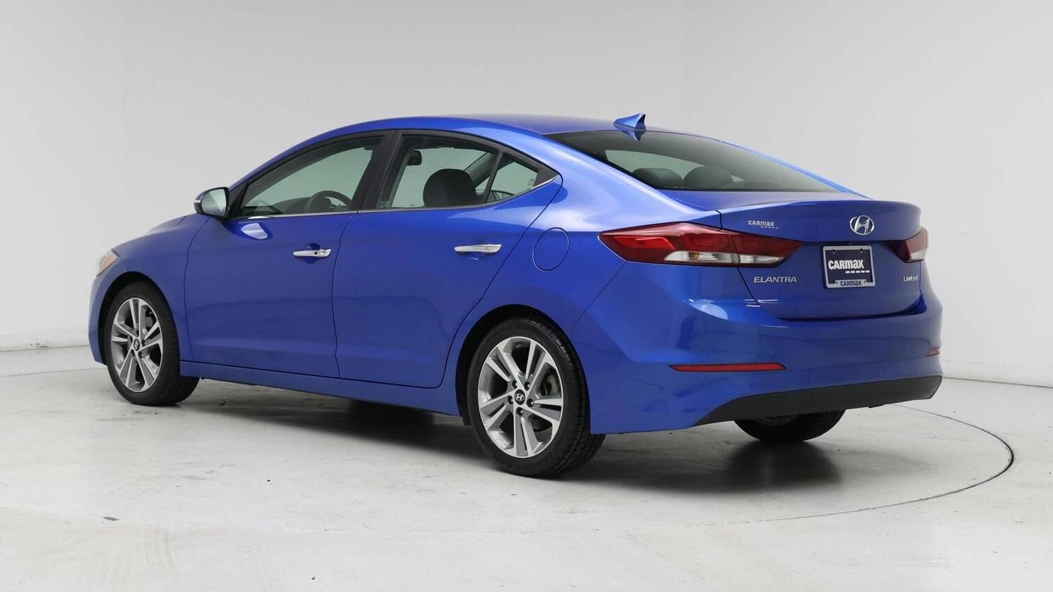 HYUNDAI ELANTRA 2017 KMHD84LF4HU209128 image