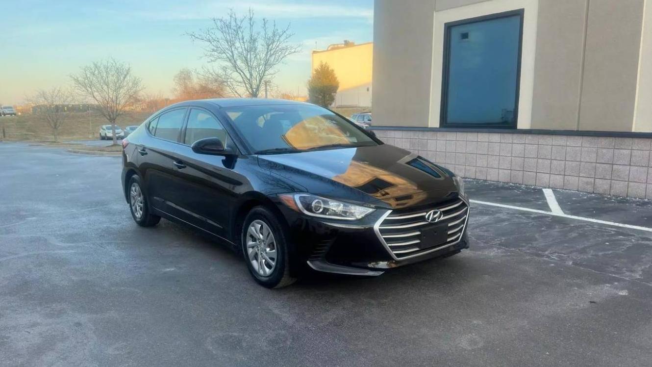 HYUNDAI ELANTRA 2017 5NPD74LF1HH183668 image