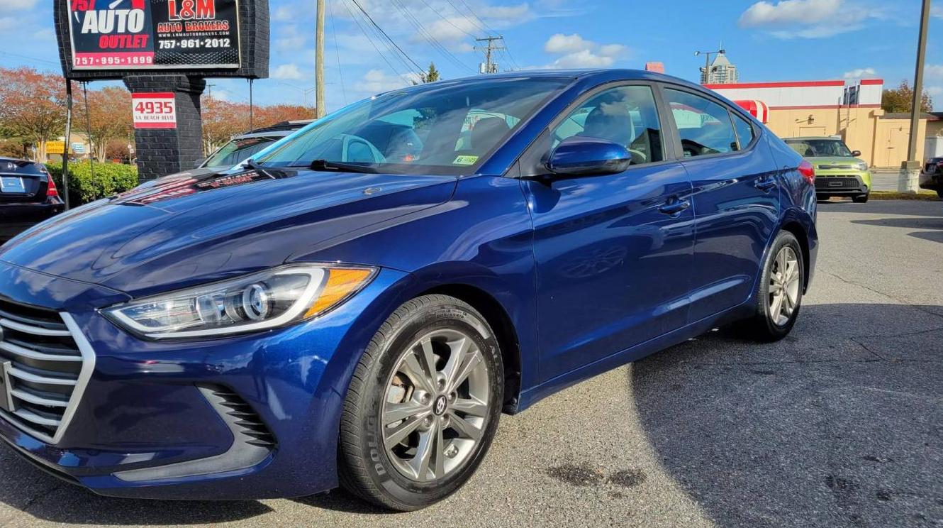 HYUNDAI ELANTRA 2017 5NPD84LF9HH111002 image