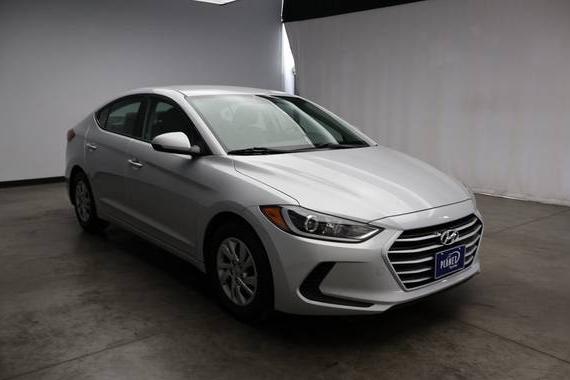 HYUNDAI ELANTRA 2017 KMHD74LF5HU224322 image