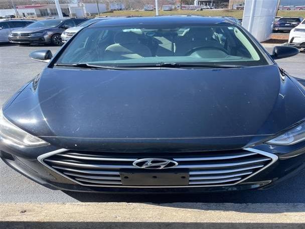 HYUNDAI ELANTRA 2017 5NPD84LF1HH189130 image