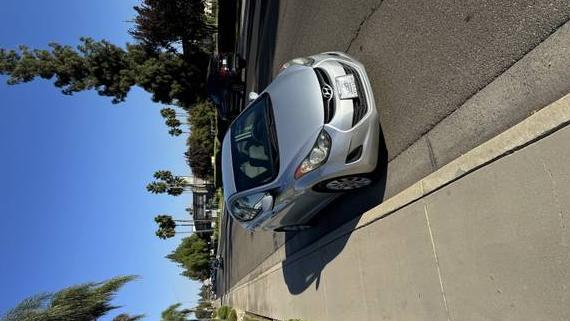 HYUNDAI ELANTRA 2012 5NPDH4AE6CH137222 image