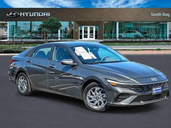 HYUNDAI ELANTRA 2024 KMHLM4DG4RU839800 image HYUNDAI ELANTRA 2024 KMHLM4DG4RU839800 image