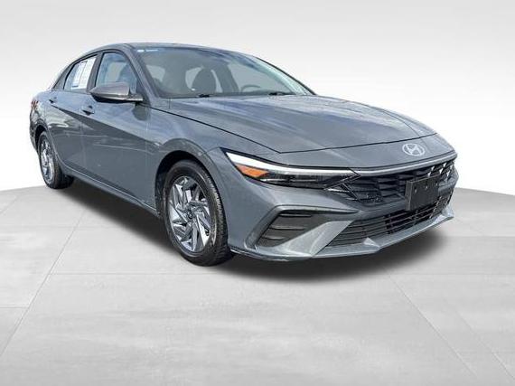 HYUNDAI ELANTRA 2024 KMHLM4DG9RU652682 image