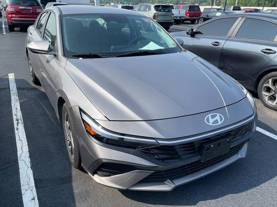 HYUNDAI ELANTRA 2024 KMHLM4DG4RU658275 image