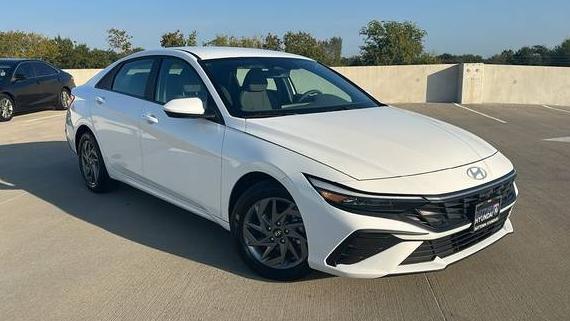 HYUNDAI ELANTRA 2024 KMHLM4DG0RU728547 image