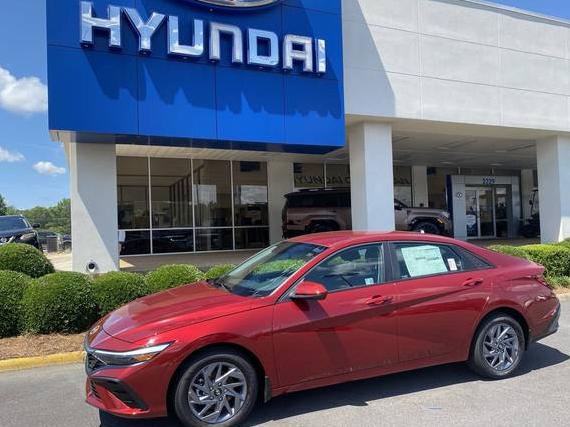 HYUNDAI ELANTRA 2024 KMHLM4DG5RU757591 image HYUNDAI ELANTRA 2024 KMHLM4DG5RU757591 image