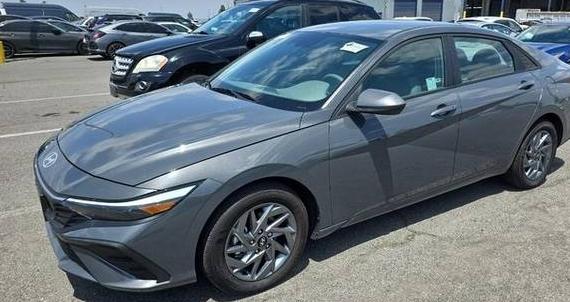 HYUNDAI ELANTRA 2024 KMHLM4DG9RU840621 image