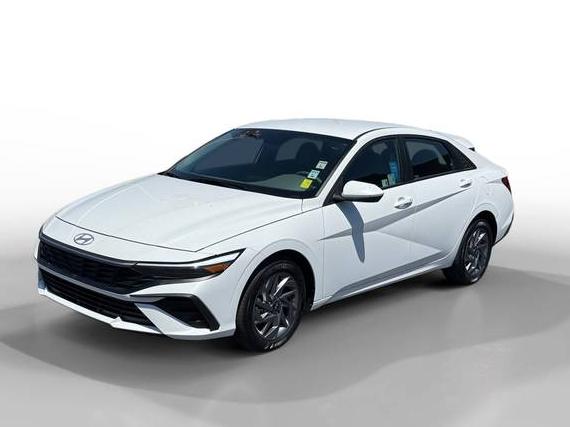 HYUNDAI ELANTRA 2024 KMHLM4DGXRU807692 image