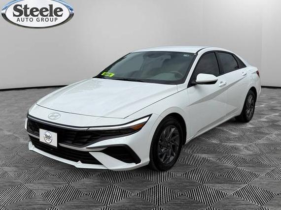 HYUNDAI ELANTRA 2024 KMHLM4DG9RU679476 image