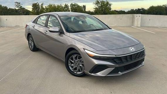 HYUNDAI ELANTRA 2024 KMHLM4DGXRU663867 image HYUNDAI ELANTRA 2024 KMHLM4DGXRU663867 image