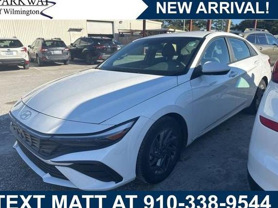 HYUNDAI ELANTRA 2024 KMHLM4DGXRU639911 image HYUNDAI ELANTRA 2024 KMHLM4DGXRU639911 image