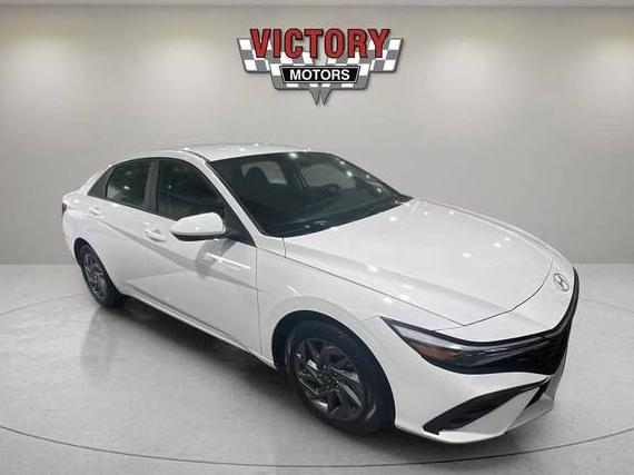 HYUNDAI ELANTRA 2024 KMHLM4DG5RU702753 image HYUNDAI ELANTRA 2024 KMHLM4DG5RU702753 image