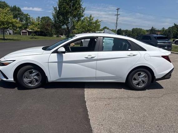 HYUNDAI ELANTRA 2024 KMHLL4DG7RU786772 image