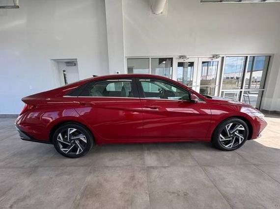 HYUNDAI ELANTRA 2024 KMHLP4DG1RU836201 image