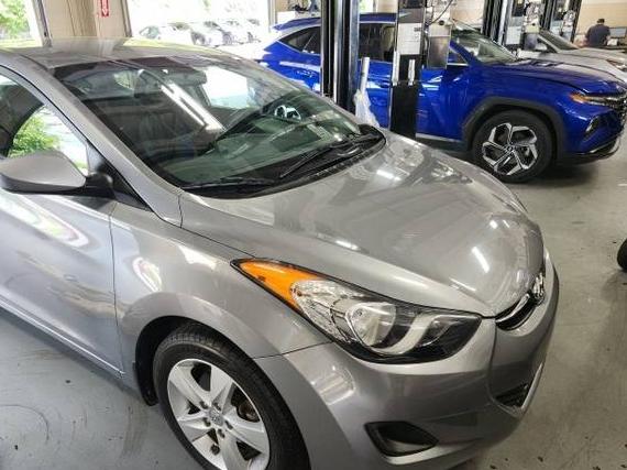 HYUNDAI ELANTRA 2013 KMHDH4AE1DU997614 image