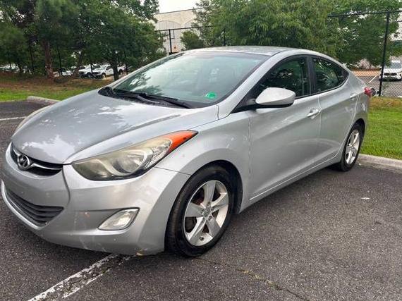 HYUNDAI ELANTRA 2013 5NPDH4AE2DH357121 image