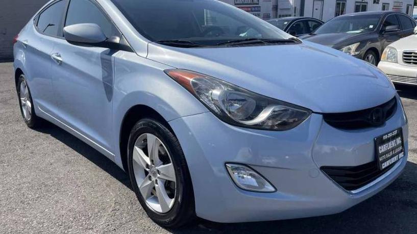 HYUNDAI ELANTRA 2013 KMHDH4AE6DU509810 image