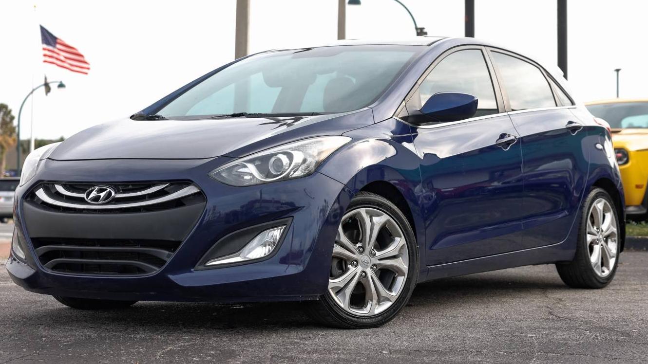 HYUNDAI ELANTRA 2013 KMHD35LE8DU071941 image