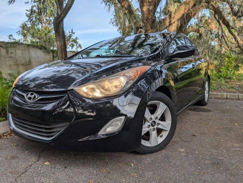 HYUNDAI ELANTRA 2013 5NPDH4AE7DH332022 image